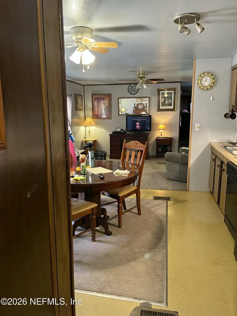 101 Hummingbird Trail Crescent City FL 32112