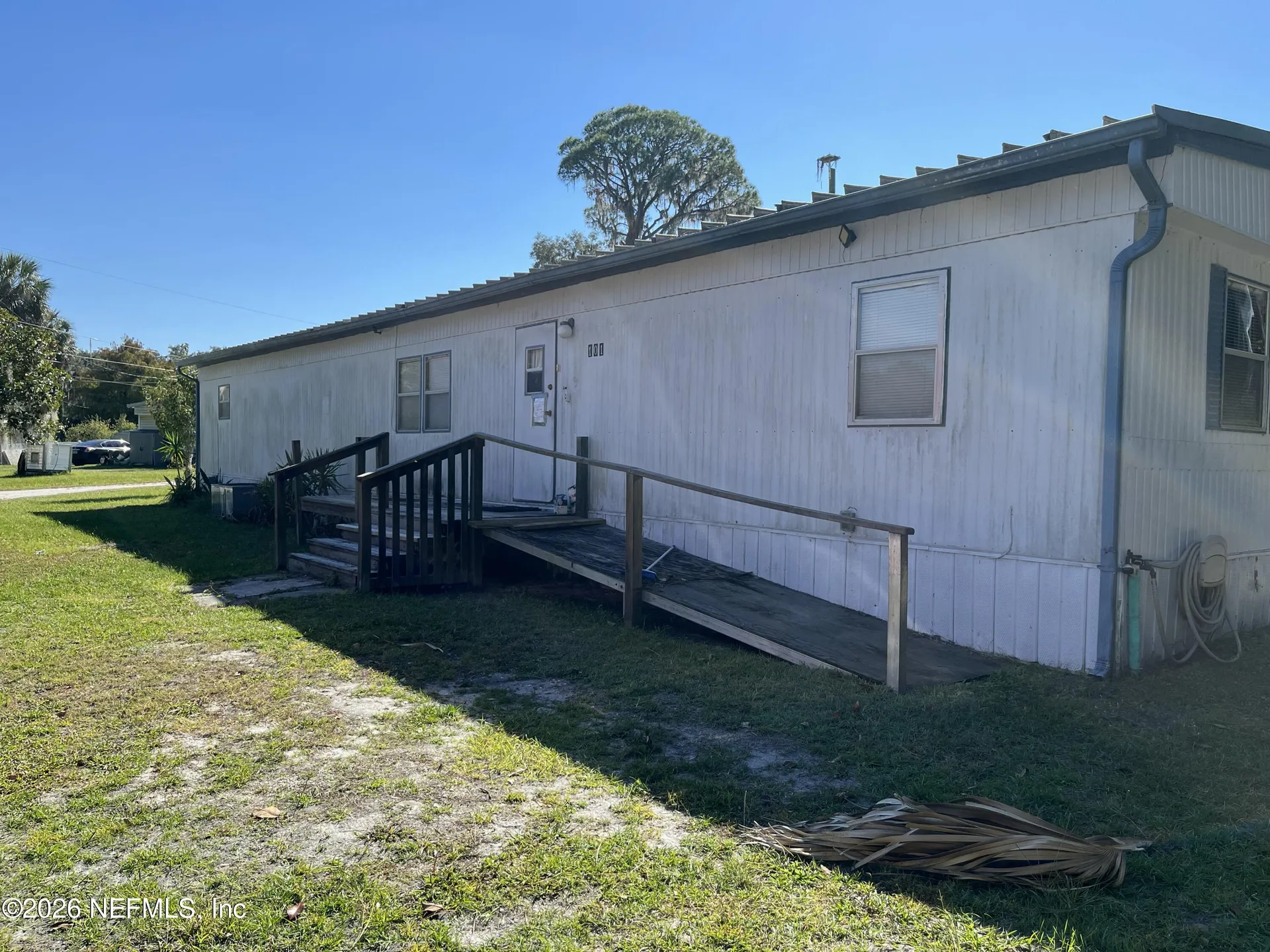 101 Hummingbird Trail Crescent City FL 32112