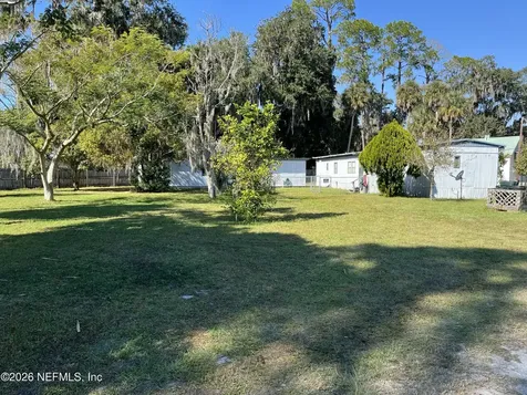 101 Hummingbird Trail Crescent City FL 32112