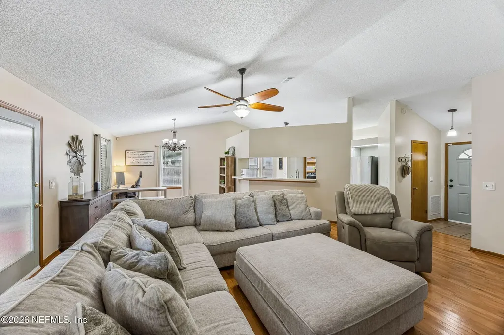 9089 Forgemaker Court Jacksonville FL 32244