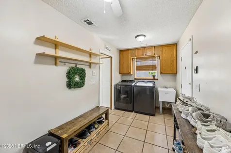 9089 Forgemaker Court Jacksonville FL 32244