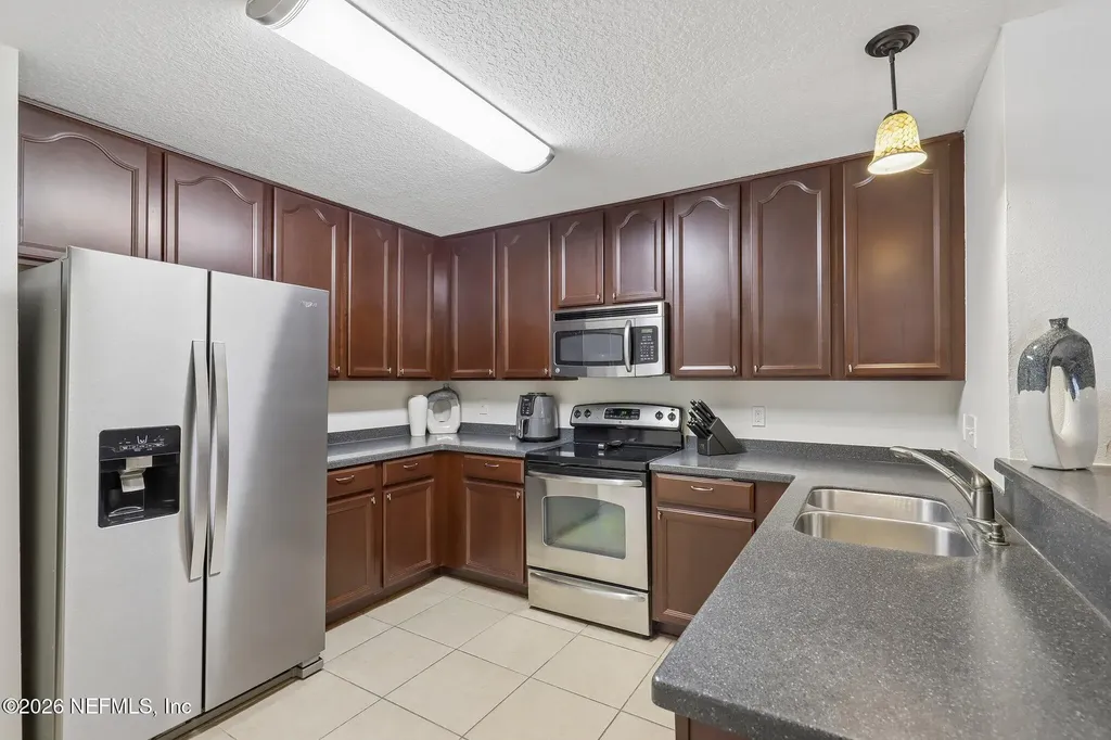 7039 Deer Lodge Circle Jacksonville FL 32256