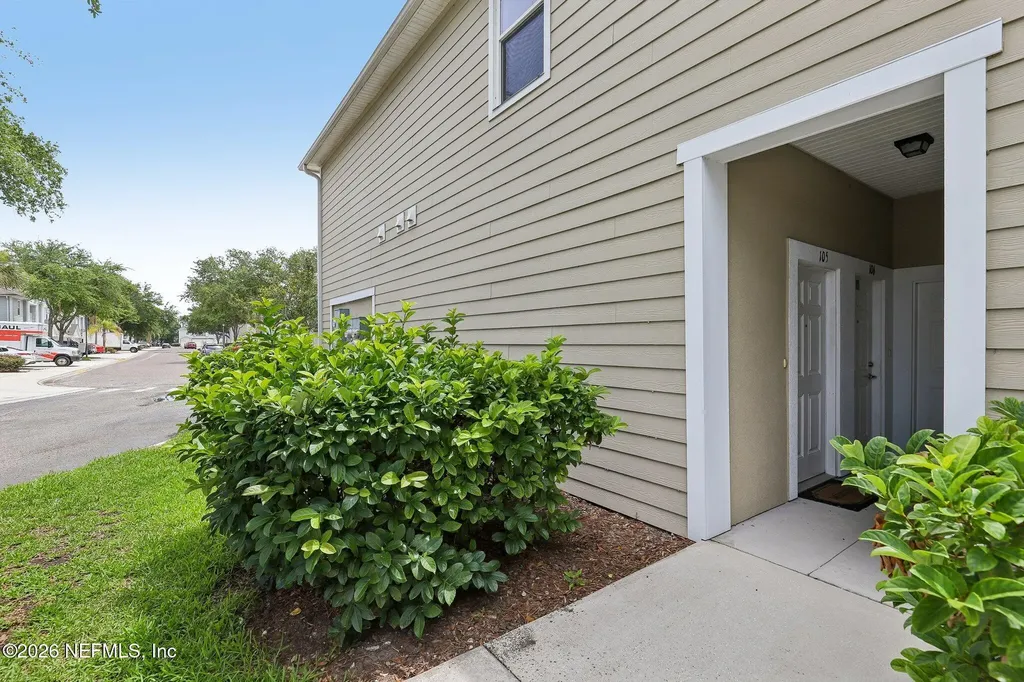 7039 Deer Lodge Circle Jacksonville FL 32256
