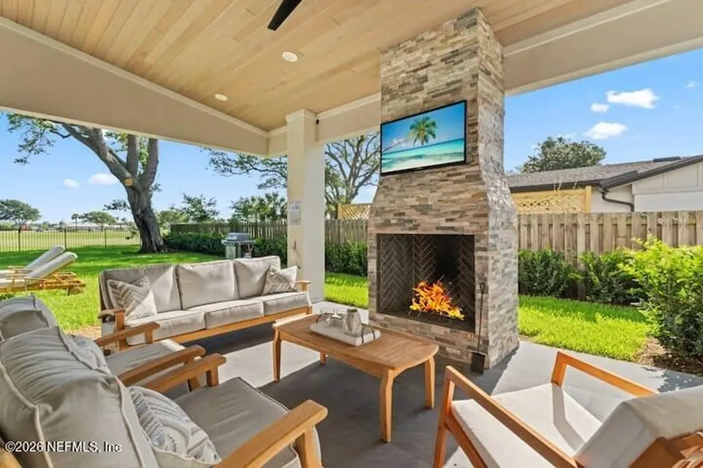 19 Fairway Lane Jacksonville Beach FL 32250