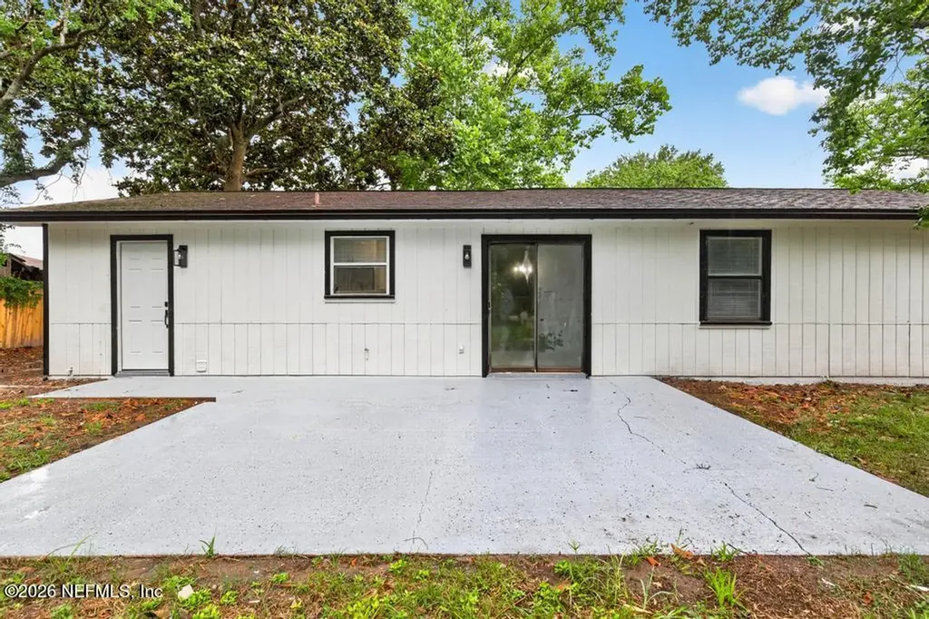1807 Shannon Lake Drive Middleburg FL 32068