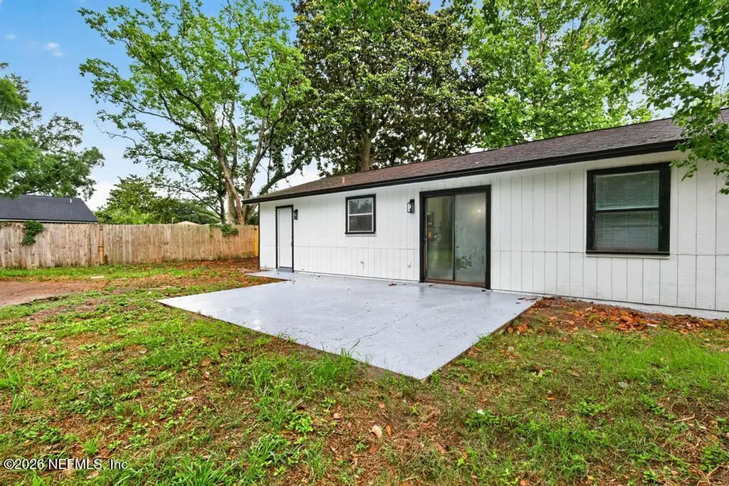 1807 Shannon Lake Drive Middleburg FL 32068