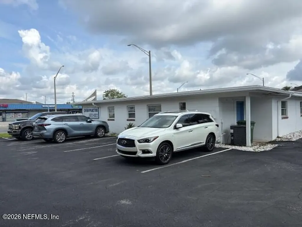 1131 3rd Street N Jacksonville Beach FL 32250