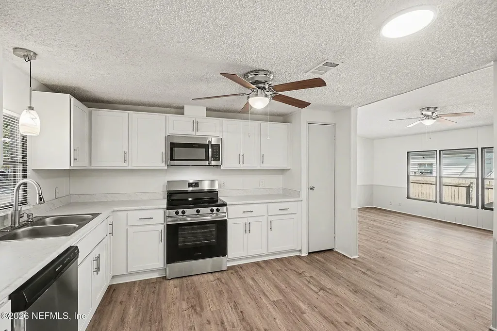 7624 Timberwood Drive Jacksonville FL 32256