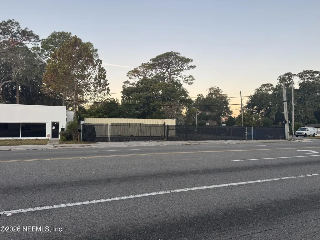 1720 University Boulevard N Jacksonville FL 32211
