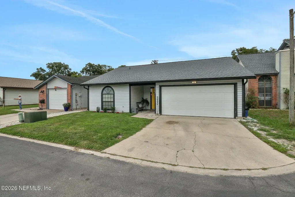 1969 Birch Run Run W Orange Park FL 32073