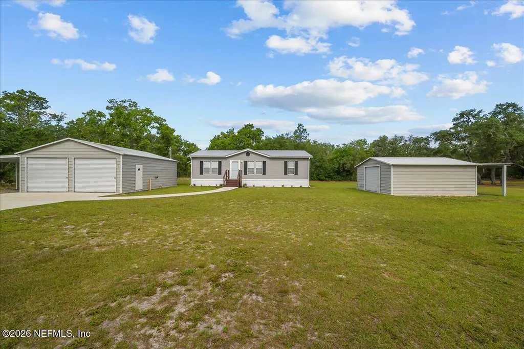 127 Red Oak Lane Hollister FL 32147