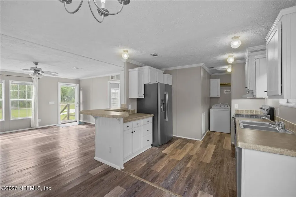 127 Red Oak Lane Hollister FL 32147