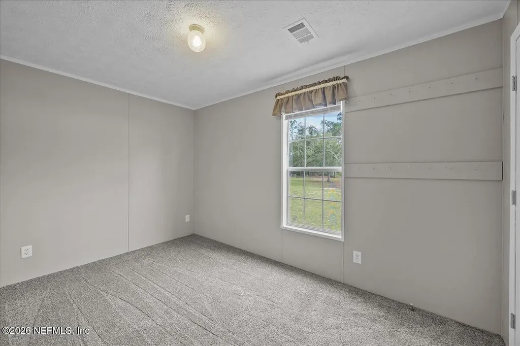 127 Red Oak Lane Hollister FL 32147