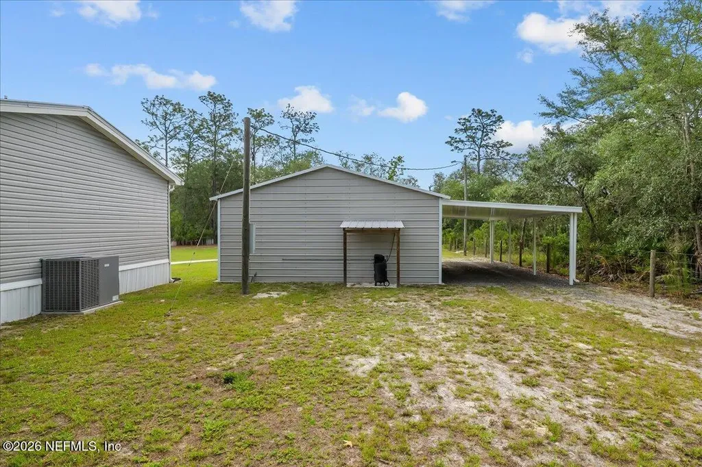 127 Red Oak Lane Hollister FL 32147
