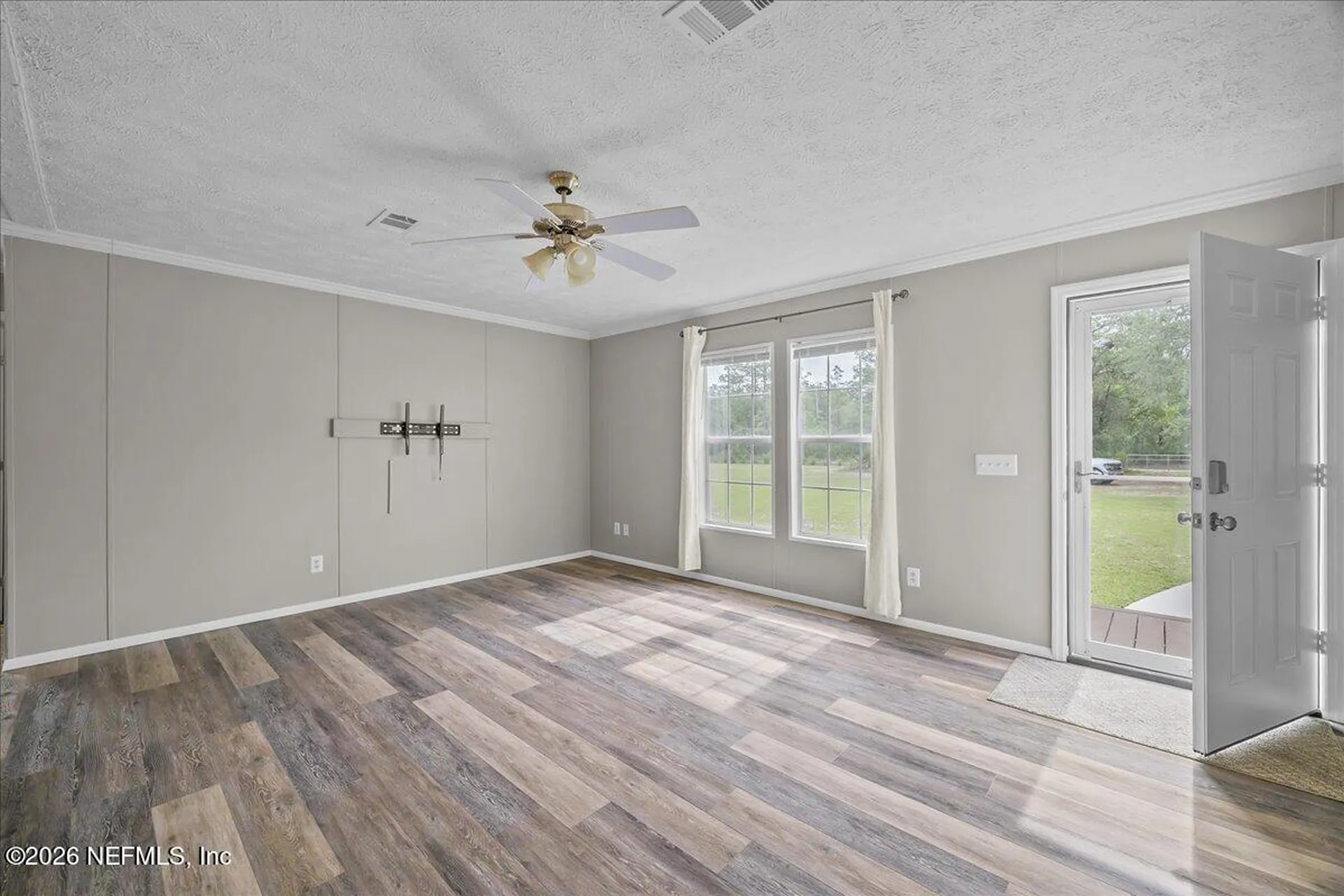 127 Red Oak Lane Hollister FL 32147