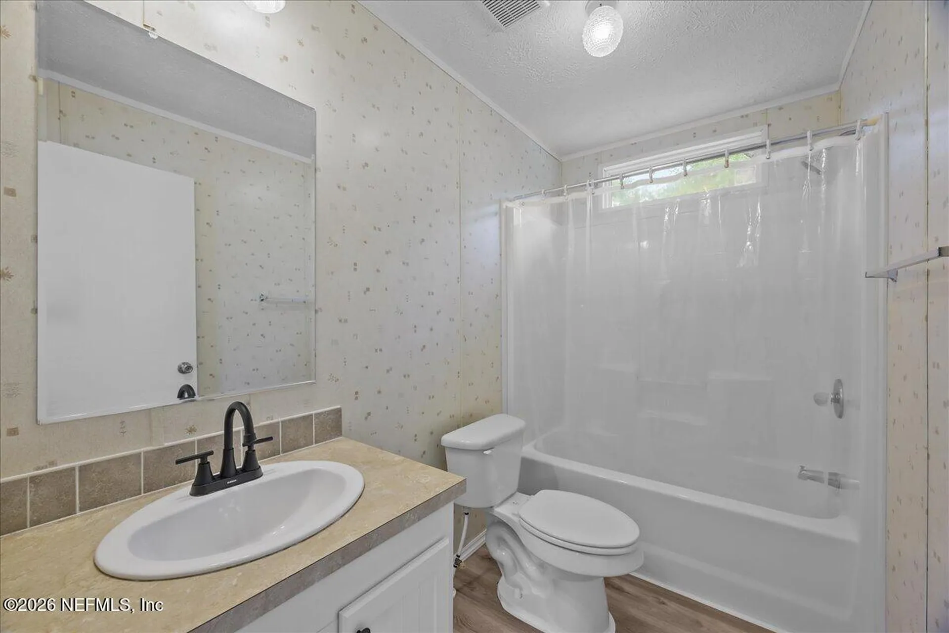 127 Red Oak Lane Hollister FL 32147