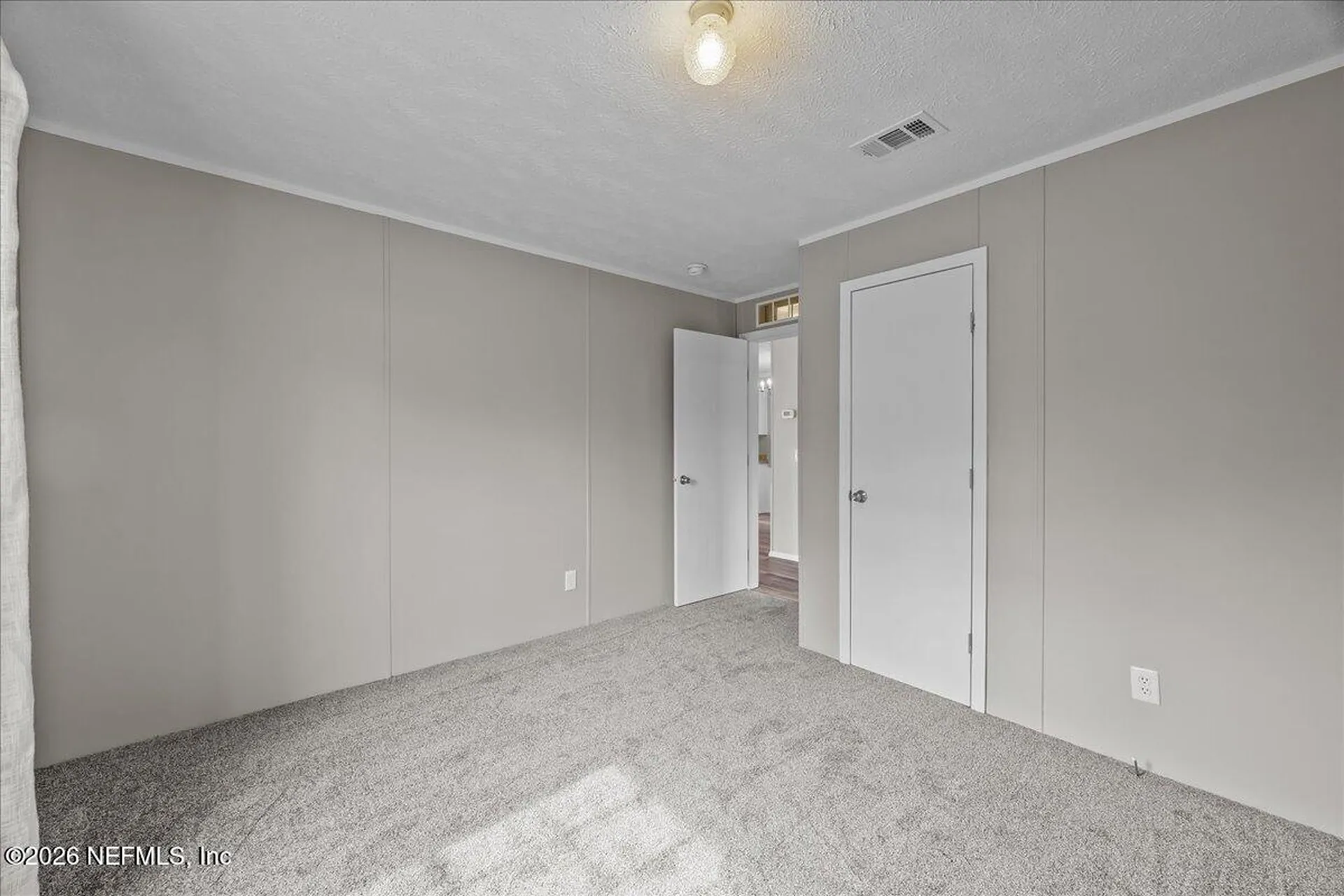 127 Red Oak Lane Hollister FL 32147