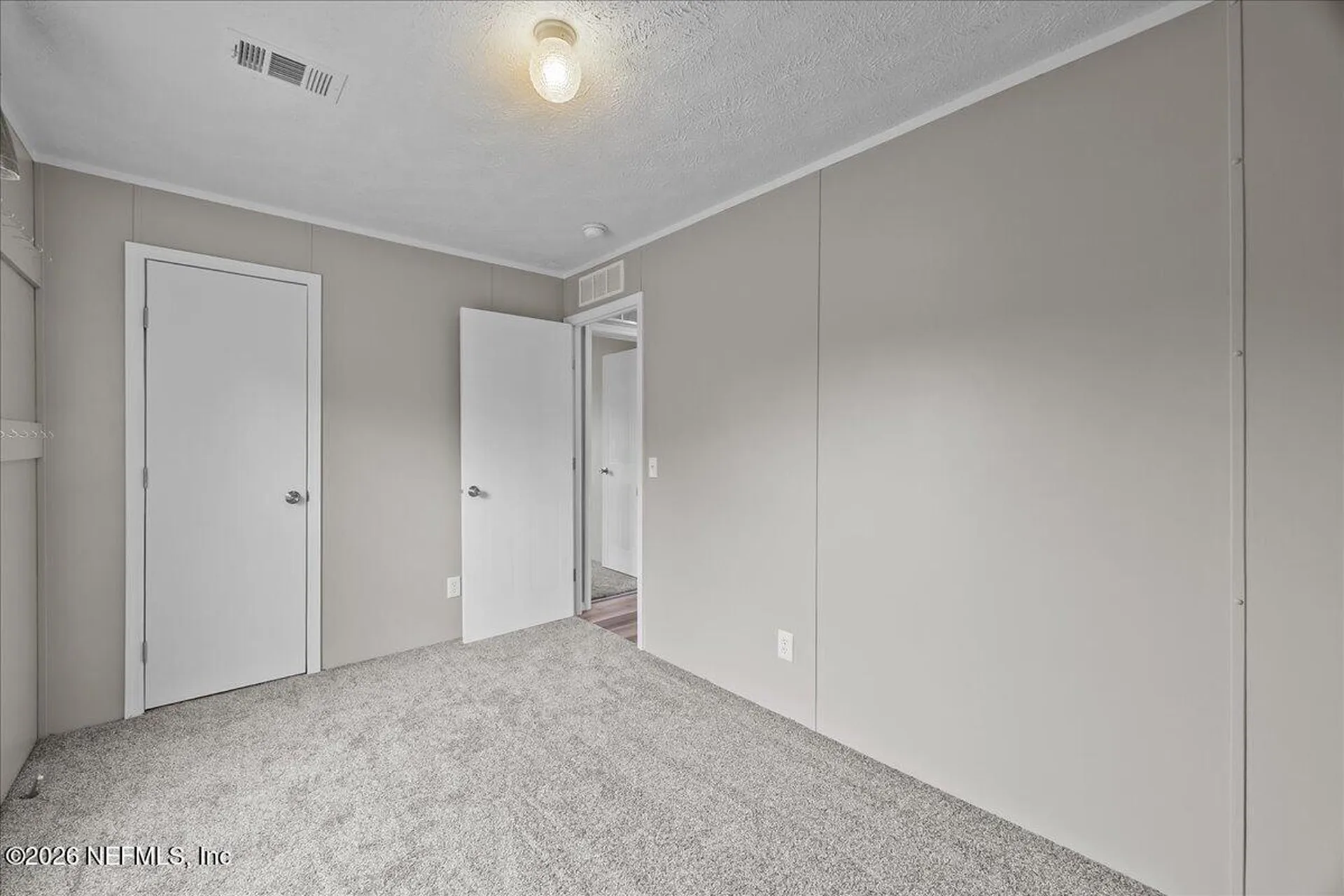 127 Red Oak Lane Hollister FL 32147