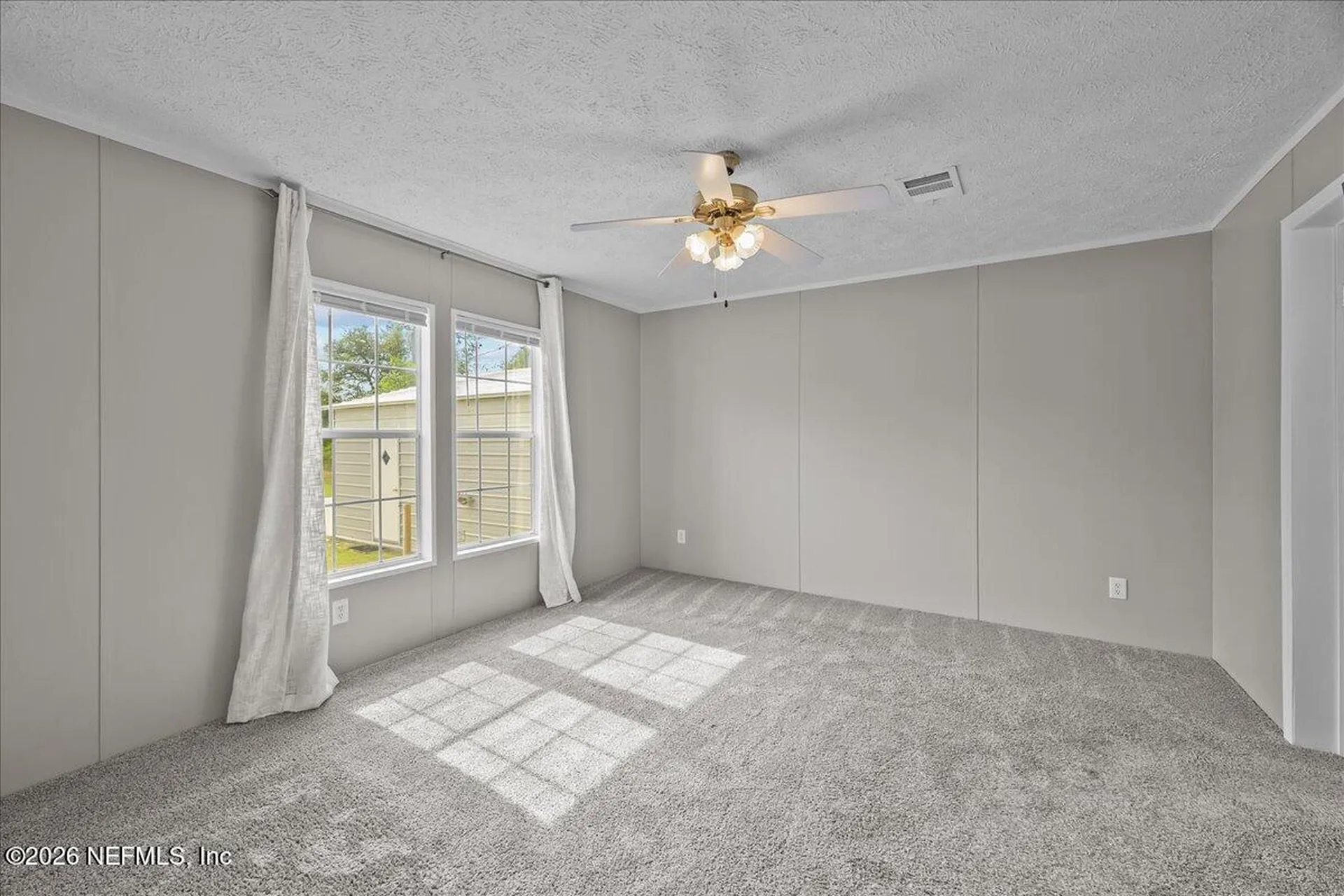 127 Red Oak Lane Hollister FL 32147