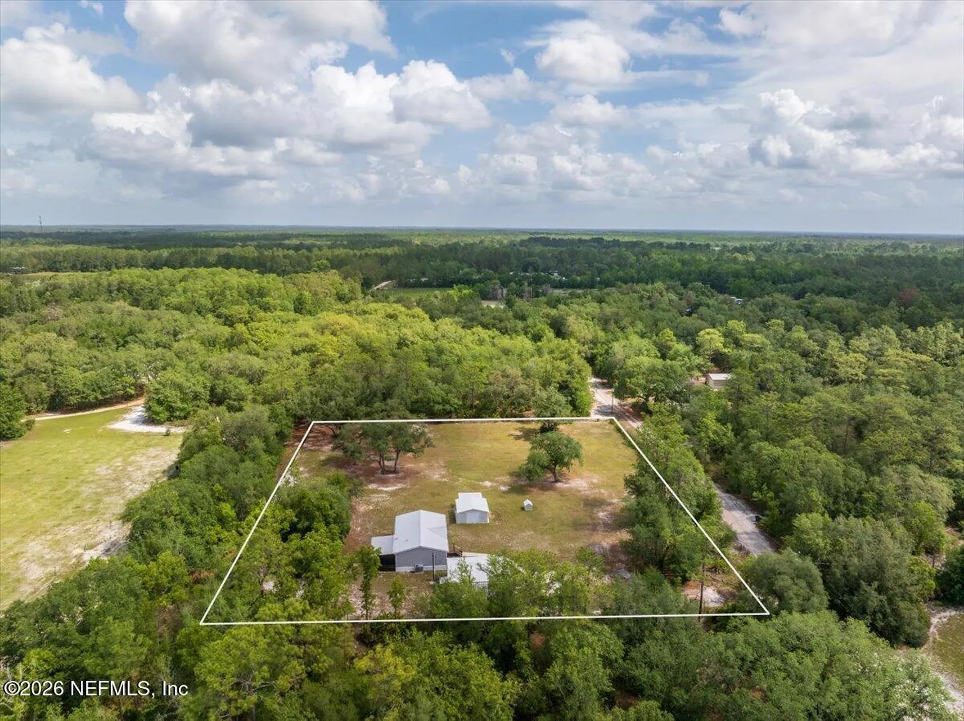 127 Red Oak Lane Hollister FL 32147