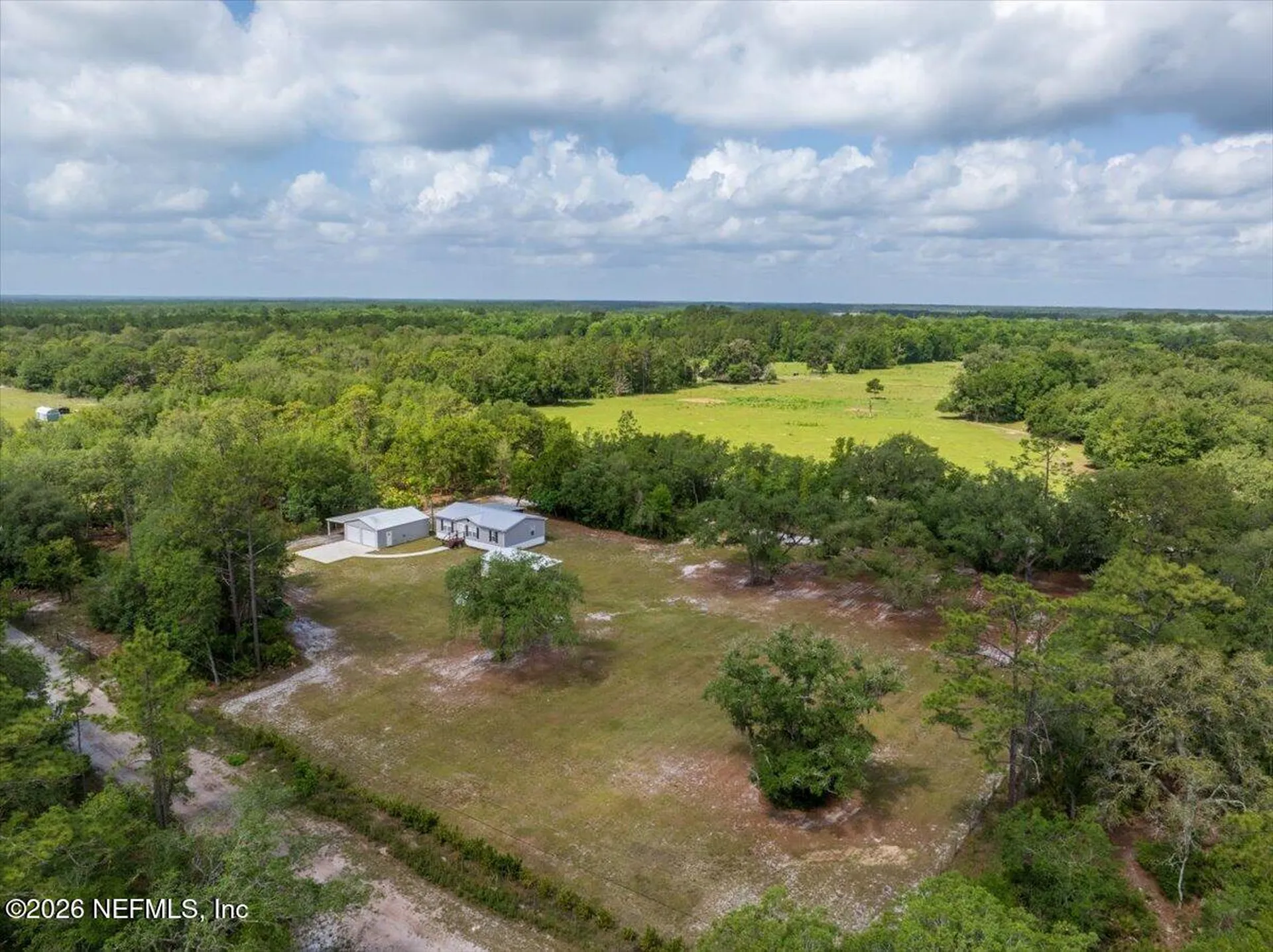 127 Red Oak Lane Hollister FL 32147