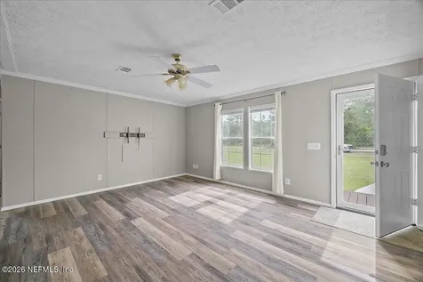 127 Red Oak Lane Hollister FL 32147