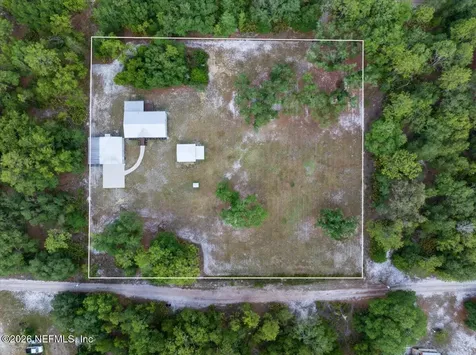 127 Red Oak Lane Hollister FL 32147