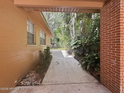 5516 Ahmad Drive N Jacksonville FL 32209