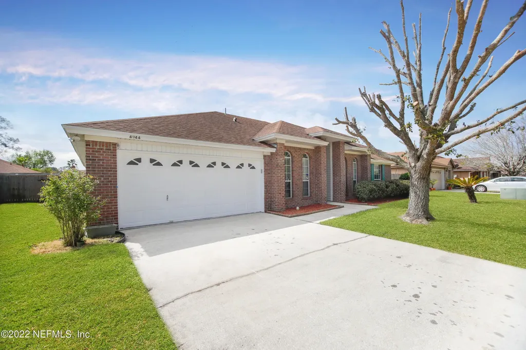 4944 Greenland Hideaway Drive N Jacksonville FL 32258