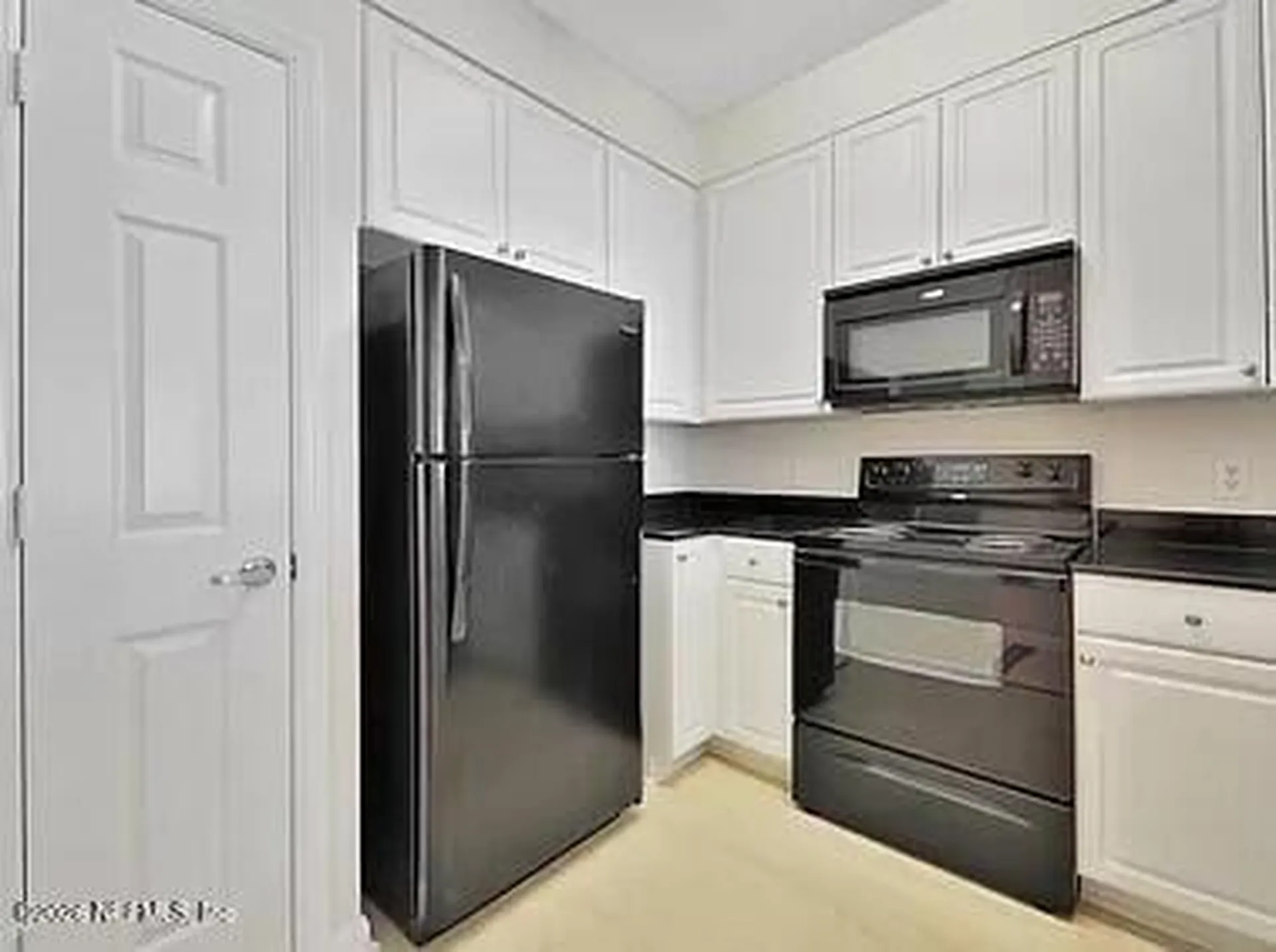 8539 Gate Parkway W Jacksonville FL 32216