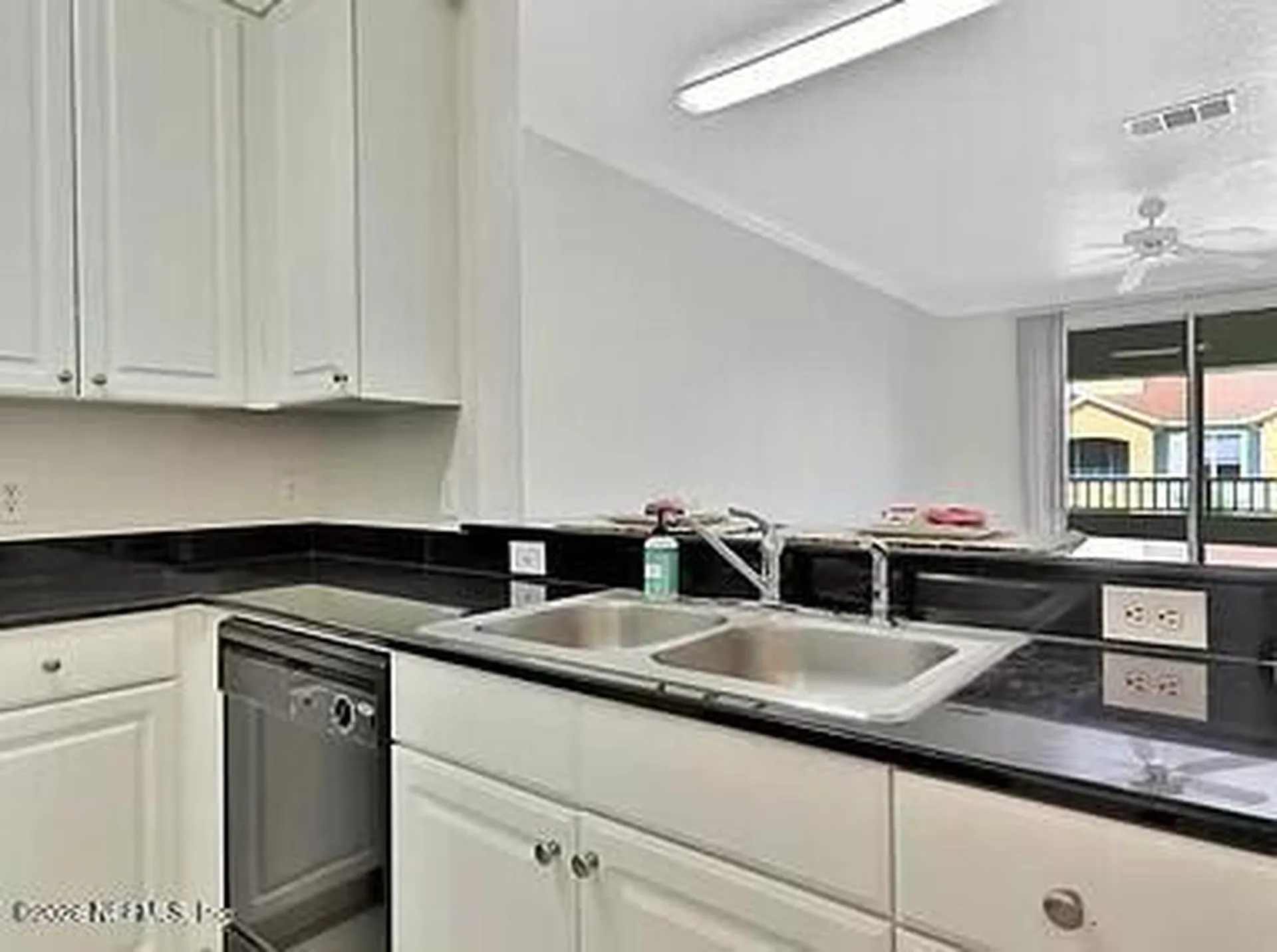 8539 Gate Parkway W Jacksonville FL 32216
