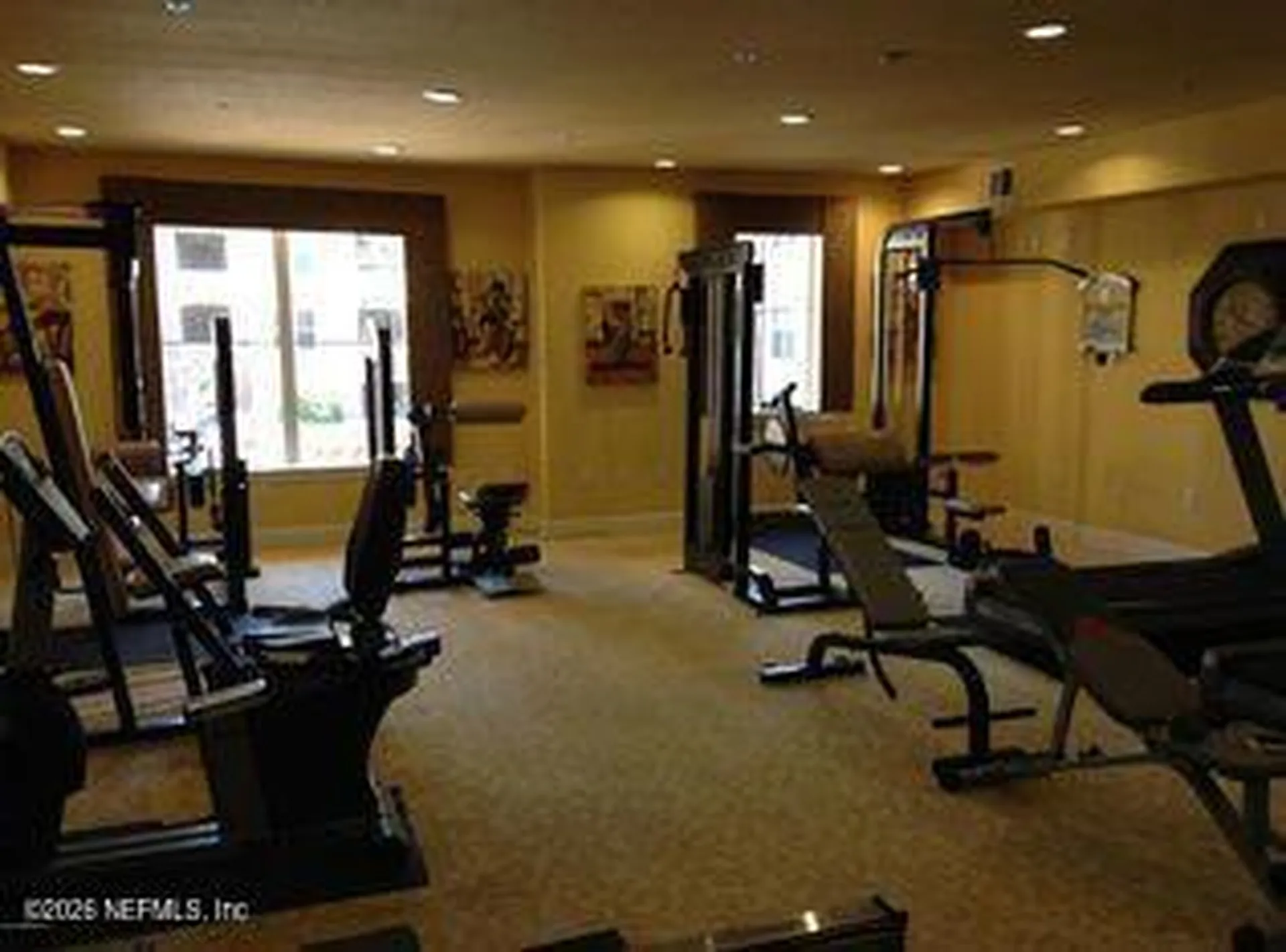 8539 Gate Parkway W Jacksonville FL 32216