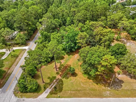 4688 Early Rise Lane Jacksonville FL 32258