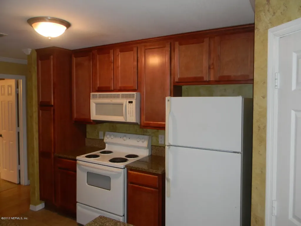 7800 Point Meadows Drive Jacksonville FL 32256