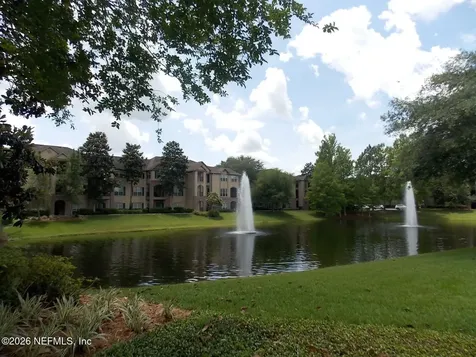 7800 Point Meadows Drive Jacksonville FL 32256