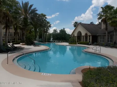 7800 Point Meadows Drive Jacksonville FL 32256