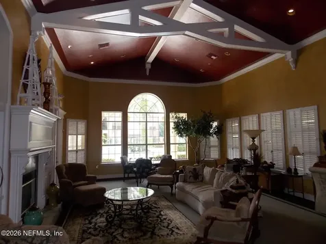 7800 Point Meadows Drive Jacksonville FL 32256