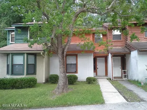4541 Melissa Court W Jacksonville FL 32210