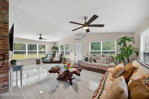 3627 County Road 218 Middleburg FL 32068