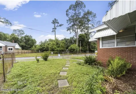 325 Chestnut Drive Jacksonville FL 32208