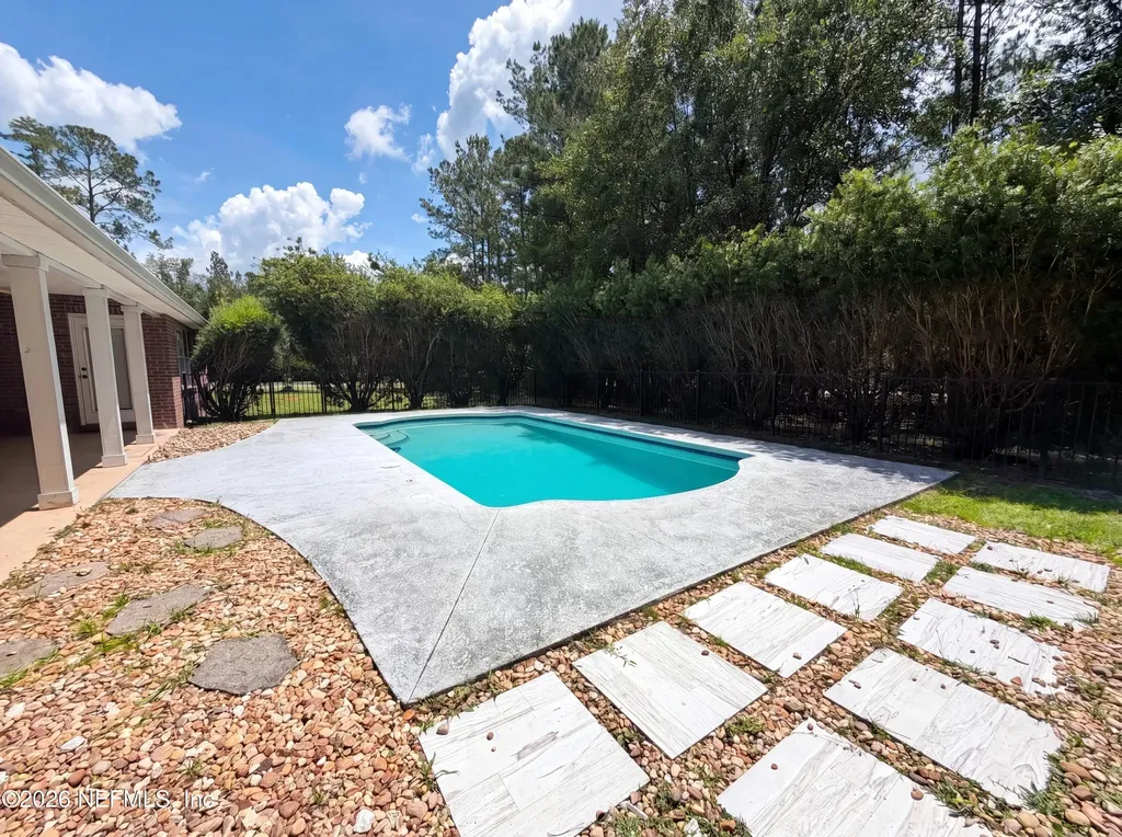 2775 Ravines Road Middleburg FL 32068