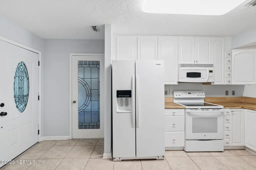 2119 Fairway Villas Lane S Atlantic Beach FL 32233
