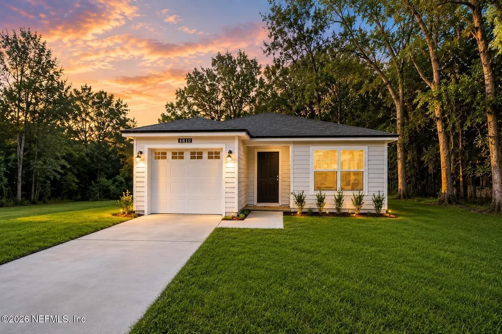 8040 Siskin Avenue Jacksonville FL 32219