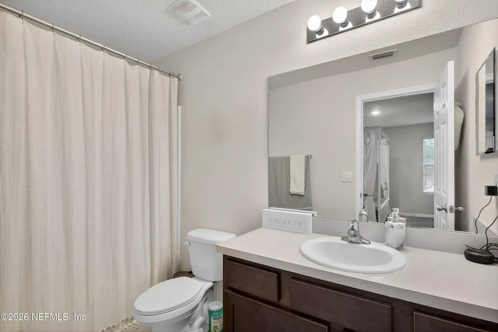 12784 Veterans Court Jacksonville FL 32218