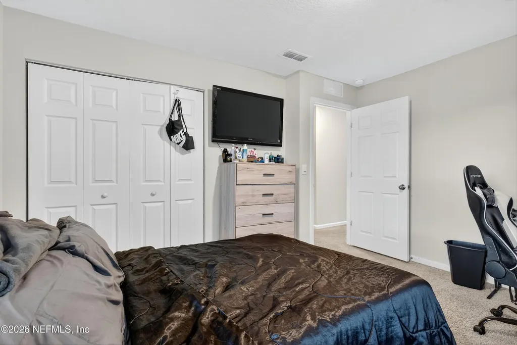 12784 Veterans Court Jacksonville FL 32218