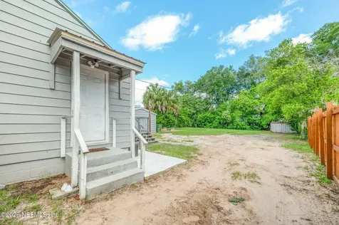 2416 Crill Avenue Palatka FL 32177