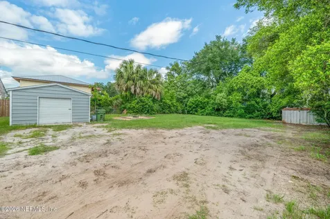 2416 Crill Avenue Palatka FL 32177