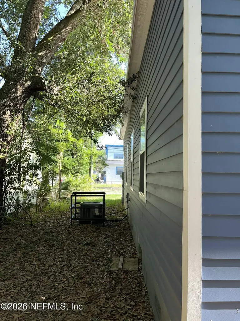 2065 W 14th Street Jacksonville FL 32209