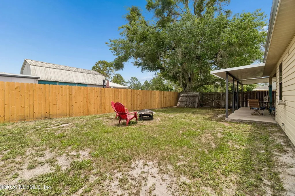 6102 W 1st Manor Palatka FL 32177