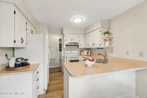 6102 W 1st Manor Palatka FL 32177